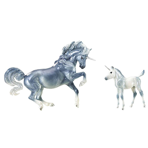 Breyer Cascade & Caspian